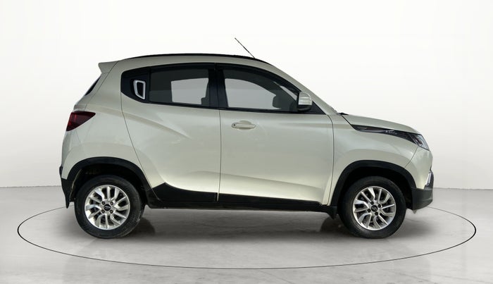 2016 Mahindra Kuv100 K8 6 STR, Petrol, Manual, 61,912 km, Right Side View