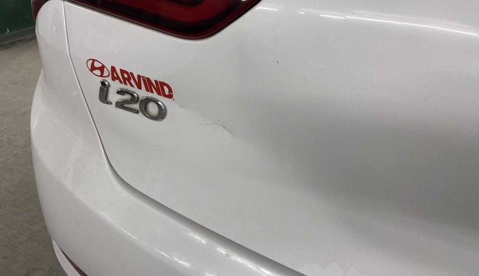 2018 Hyundai Elite i20 SPORTZ 1.2, Petrol, Manual, 38,600 km, Dicky (Boot door) - Slightly dented