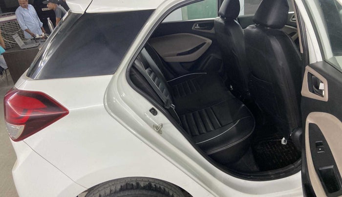 2018 Hyundai Elite i20 SPORTZ 1.2, Petrol, Manual, 38,600 km, Right C pillar - Pillar damaged/repaired