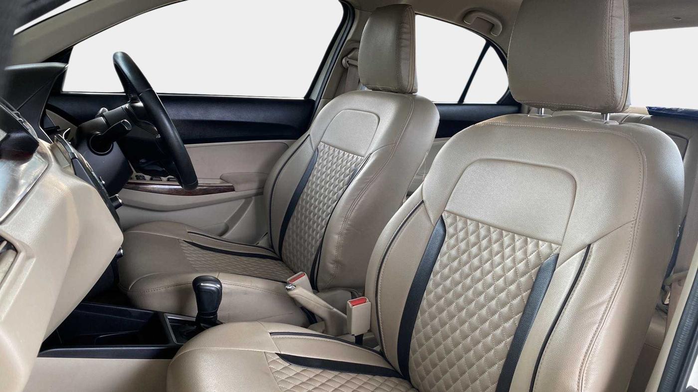 2018 Maruti Dzire ZXI AMT, Petrol, Automatic, 64,268 km, Right Side Front Door Cabin