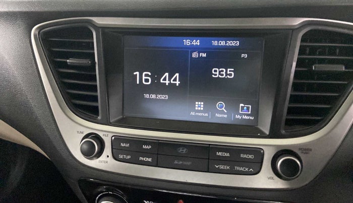 2017 Hyundai Verna 1.6 VTVT SX (O) AT, Petrol, Automatic, 37,337 km, Infotainment system - GPS Card not working/missing