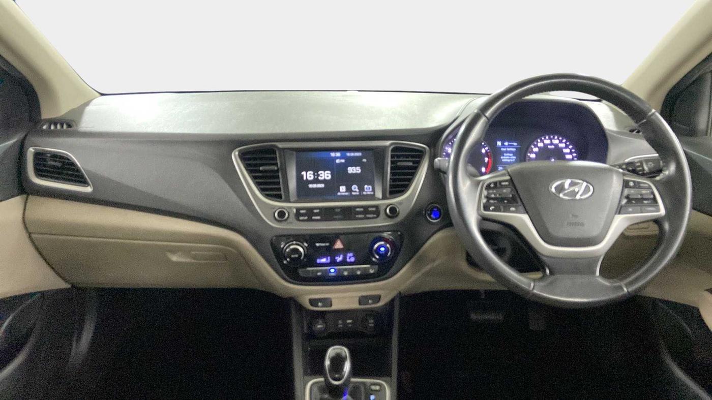 2017 Hyundai Verna 1.6 VTVT SX (O) AT, Petrol, Automatic, 37,337 km, Dashboard
