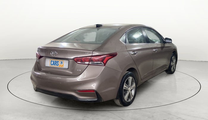 2017 Hyundai Verna 1.6 VTVT SX (O) AT, Petrol, Automatic, 37,337 km, Right Back Diagonal