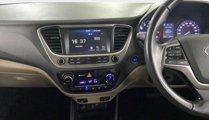 2017 Hyundai Verna 1.6 VTVT SX (O) AT, Petrol, Automatic, 37,337 km, Air Conditioner