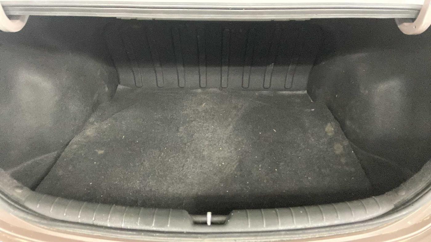 2017 Hyundai Verna 1.6 VTVT SX (O) AT, Petrol, Automatic, 37,337 km, Boot Inside