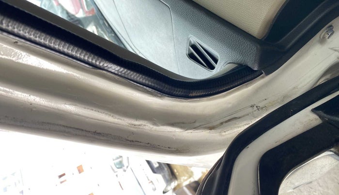 2017 Maruti Wagon R 1.0 VXI, Petrol, Manual, 18,345 km, Left A pillar - Slightly dented