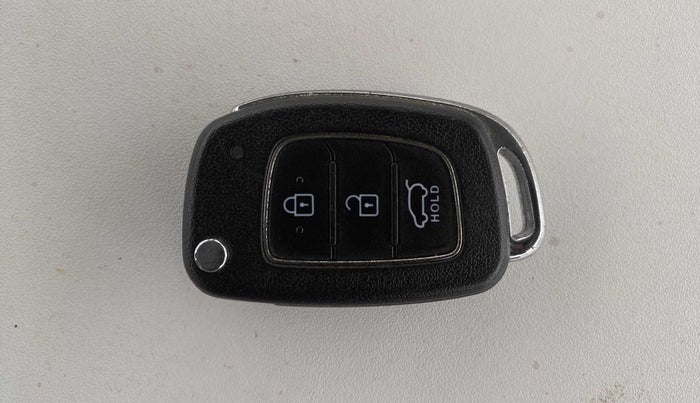 2020 Hyundai NEW I20 SPORTZ 1.2 AT, Petrol, Automatic, 50,173 km, Key Close Up