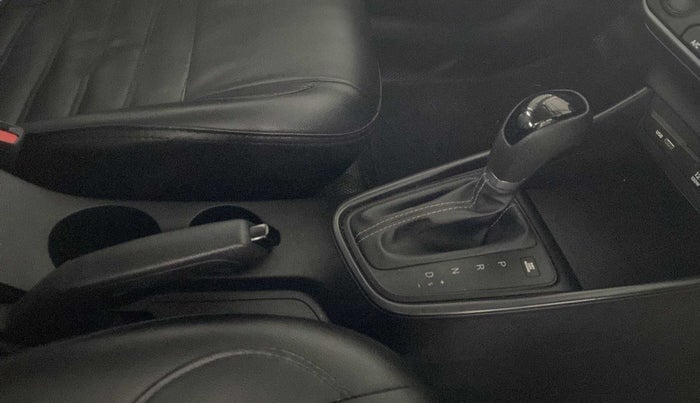 2020 Hyundai NEW I20 SPORTZ 1.2 AT, Petrol, Automatic, 50,173 km, Gear Lever