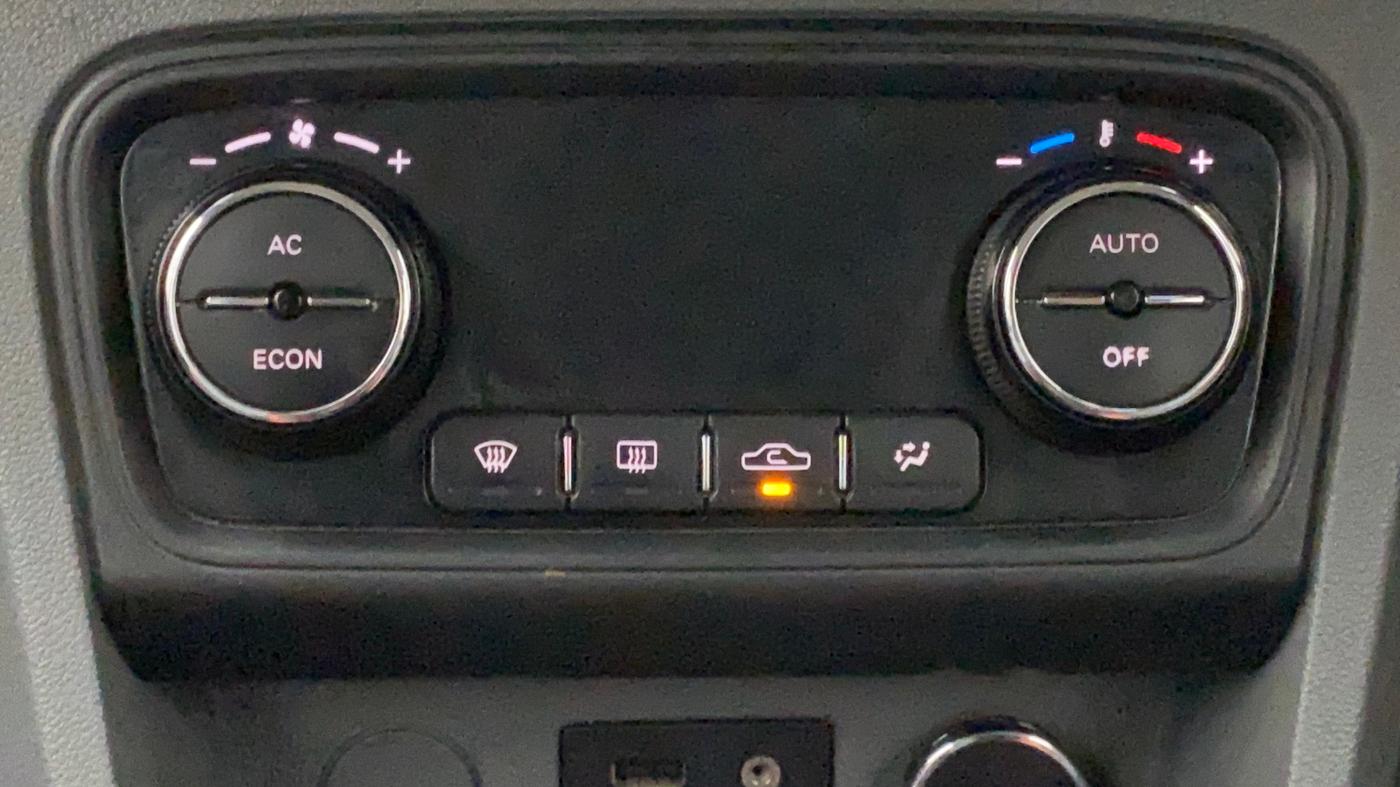 2017 Tata TIGOR XZ (O) PETROL, Petrol, Manual, 51,041 km, Automatic Climate Control