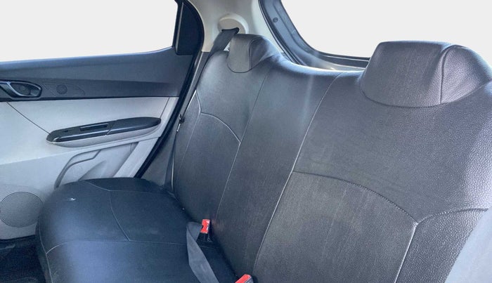 2018 Tata Tiago XM PETROL, Petrol, Manual, 24,977 km, Right Side Rear Door Cabin