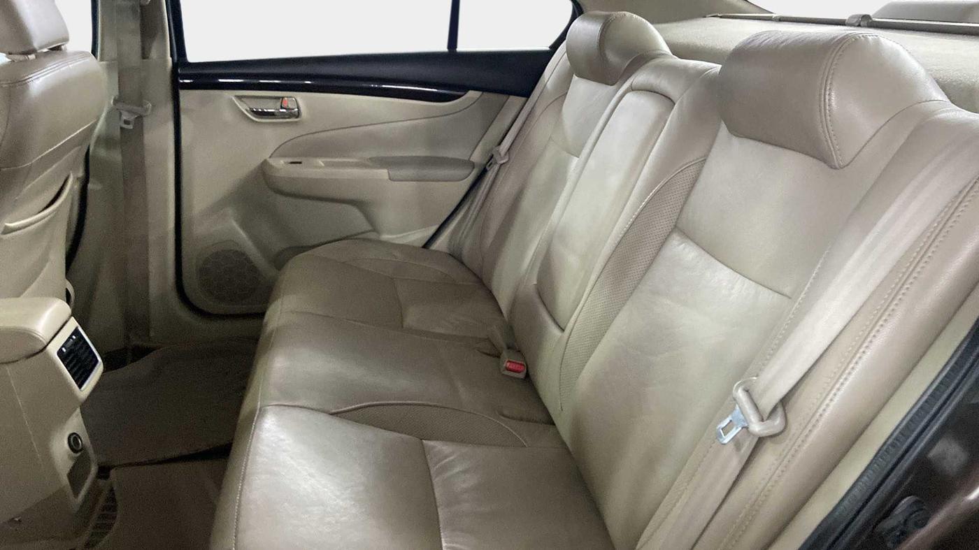 2016 Maruti Ciaz ZXI+, Petrol, Manual, 60,162 km, Right Side Rear Door Cabin