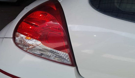 2012 Hyundai i20 MAGNA 1.4 CRDI, Diesel, Manual, 93,134 km, Left tail light - Reverse gear light not functional