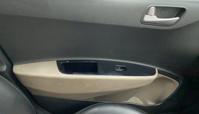 2014 Hyundai Xcent S (O) 1.2, Petrol, Manual, 45,061 km, Left front window switch / handle - Switch/handle not functional