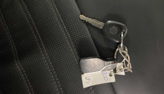 2021 Maruti Baleno SIGMA PETROL 1.2, Petrol, Manual, 36,218 km, Key Close Up