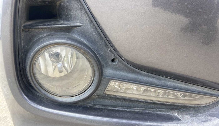 2019 Hyundai Grand i10 SPORTZ 1.2 KAPPA VTVT, Petrol, Manual, 42,976 km, Right fog light - Not working