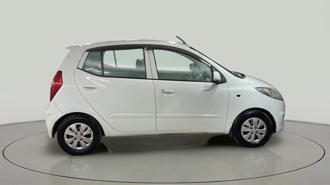 2011 Hyundai i10 SPORTZ 1.2, Petrol, Manual, 62,110 km, Right Side View
