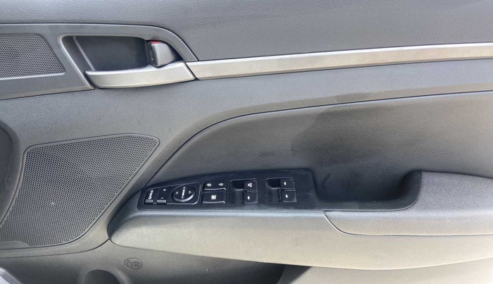 2019 Hyundai New Elantra 2.0 SX(O) AT PETROL, Petrol, Automatic, 47,334 km, Driver Side Door Panels Control
