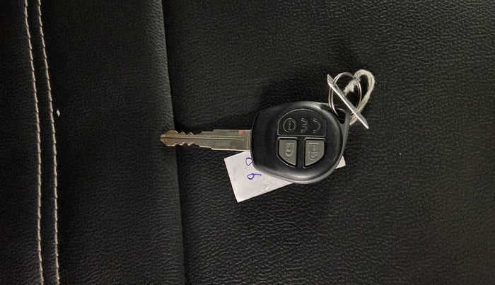 2017 Maruti Baleno DELTA PETROL 1.2, Petrol, Manual, 51,180 km, Key Close Up
