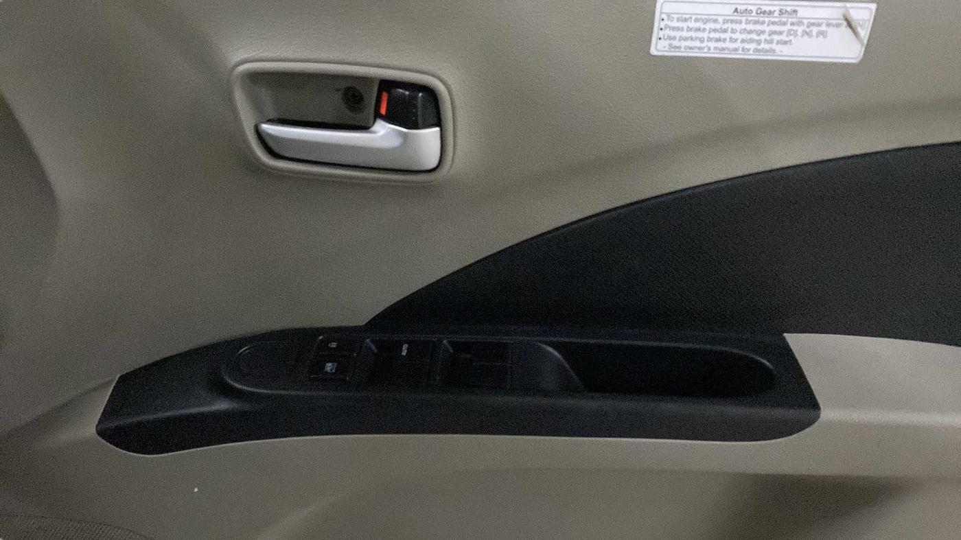 2016 Maruti Celerio VXI AMT, Petrol, Automatic, 37,457 km, Driver Side Door Panels Control