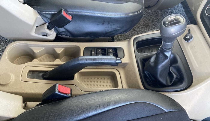 2022 Mahindra BOLERO NEO N 4, Diesel, Manual, 4,826 km, Gear Lever