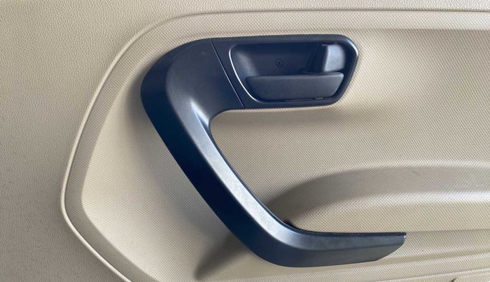 2022 Mahindra BOLERO NEO N 4, Diesel, Manual, 4,826 km, Driver Side Door Panels Control