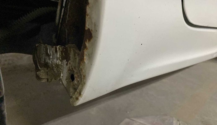 2018 Tata Tiago XT PETROL, Petrol, Manual, 1,00,006 km, Right running board - Slightly rusted