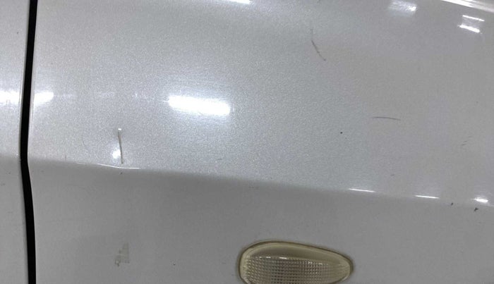 2018 Tata Tiago XT PETROL, Petrol, Manual, 1,00,006 km, Right fender - Slightly dented