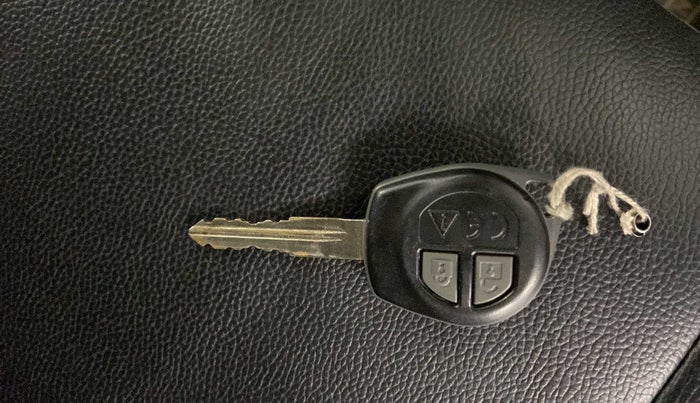 2019 Maruti Baleno DELTA PETROL 1.2, Petrol, Manual, 59,835 km, Key Close Up