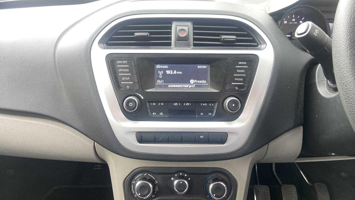 2017 Tata Tiago XT PETROL, Petrol, Manual, 68,039 km, Air Conditioner