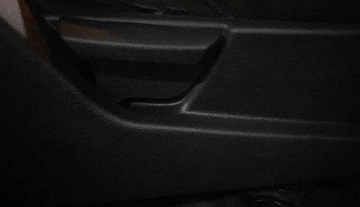2017 Hyundai Eon ERA +, Petrol, Manual, 86,094 km, Driver Side Adjustment Panel