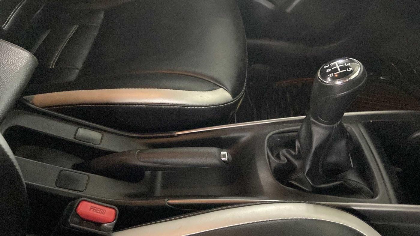 2019 Maruti Baleno ZETA PETROL 1.2, Petrol, Manual, 25,111 km, Gear Lever