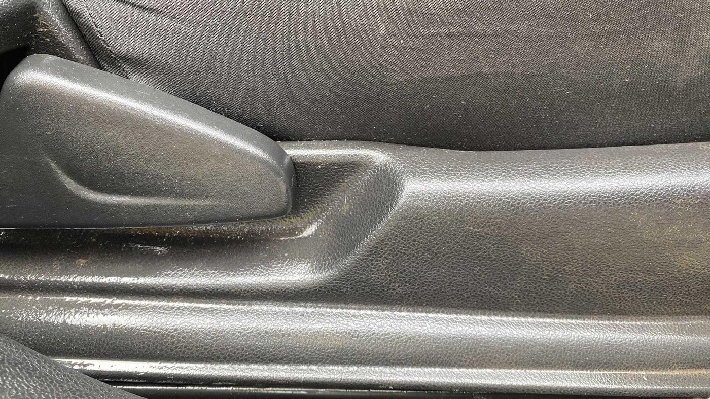 2019 Renault Kwid RXL, Petrol, Manual, 44,536 km, Driver Side Adjustment Panel