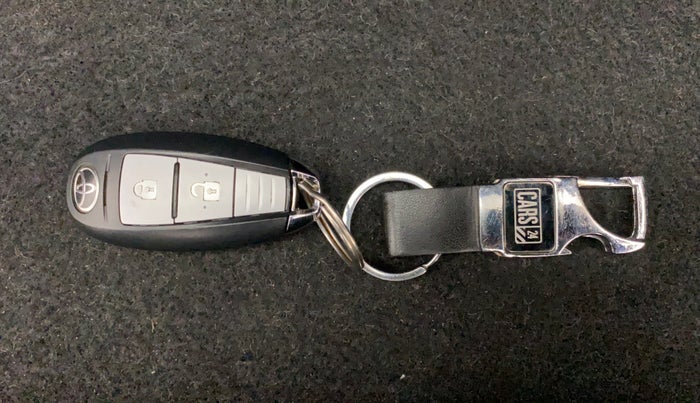 2022 Toyota URBAN CRUISER PREMIUM GRADE MT, Petrol, Manual, 32,158 km, Key Close Up