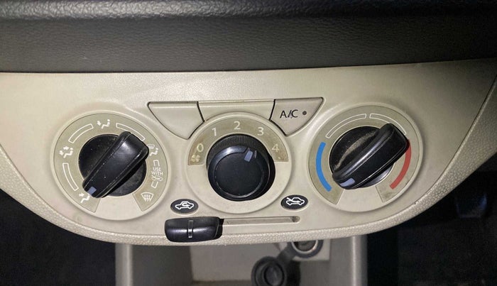 2017 Maruti Alto K10 VXI, Petrol, Manual, 43,922 km, AC Unit - Directional switch has minor damage