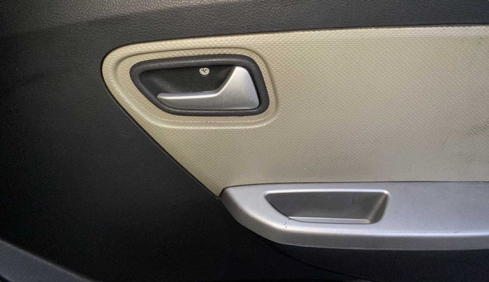 2017 Maruti Alto K10 VXI, Petrol, Manual, 43,922 km, Driver Side Door Panels Control