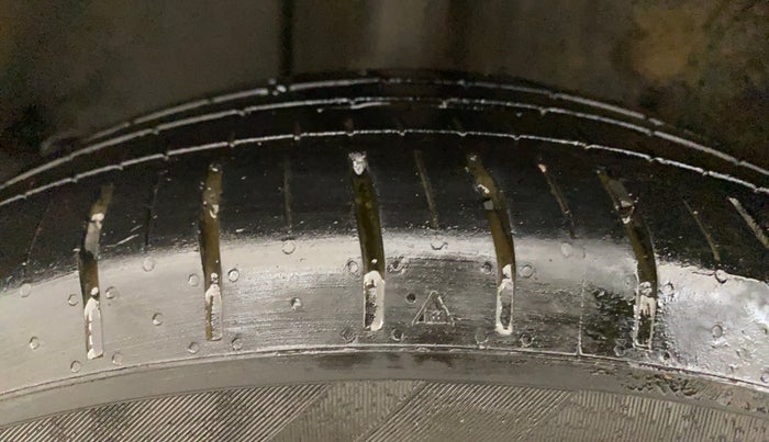 2021 Tata PUNCH CREATIVE  AMT, Petrol, Automatic, 69,002 km, Right Rear Tyre Tread