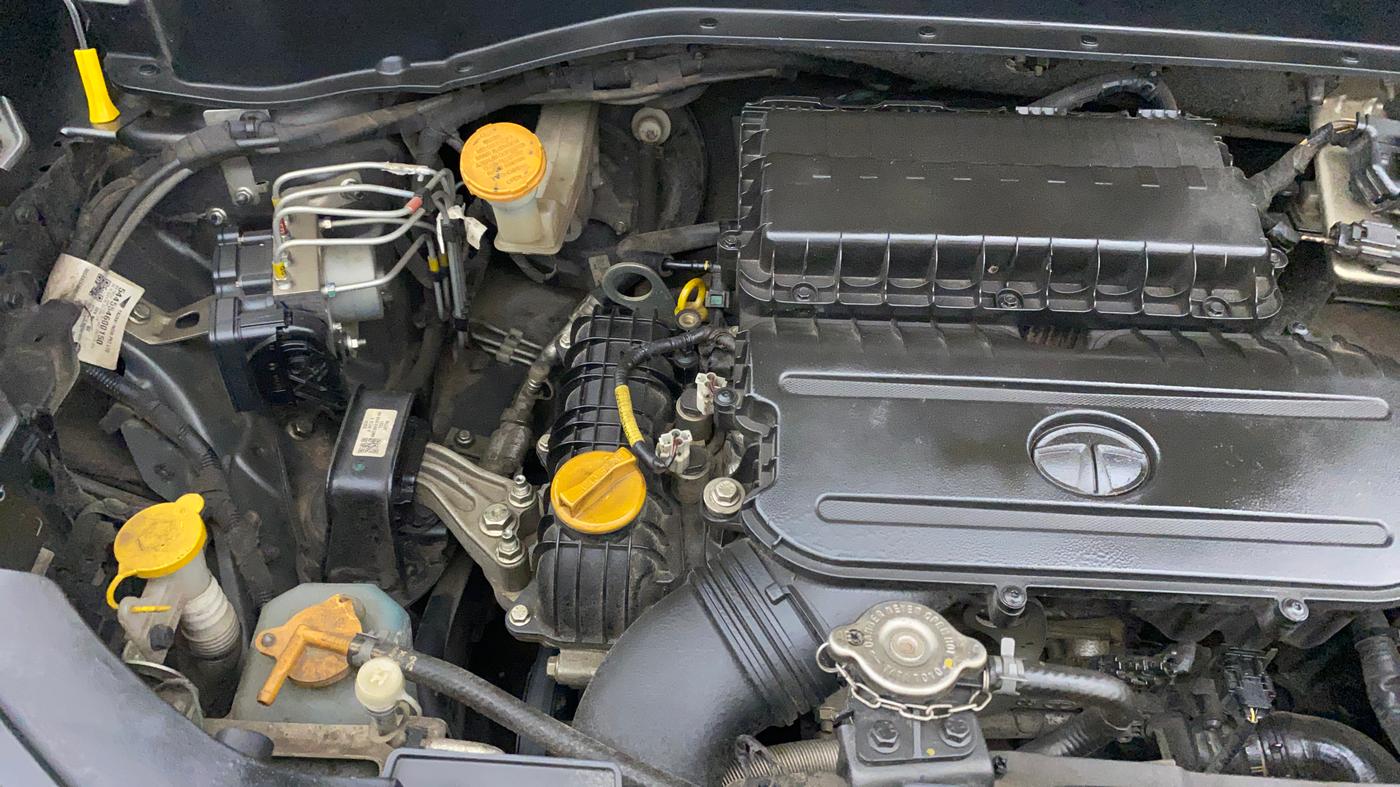 2021 Tata PUNCH CREATIVE  AMT, Petrol, Automatic, 69,002 km, Engine View - Right