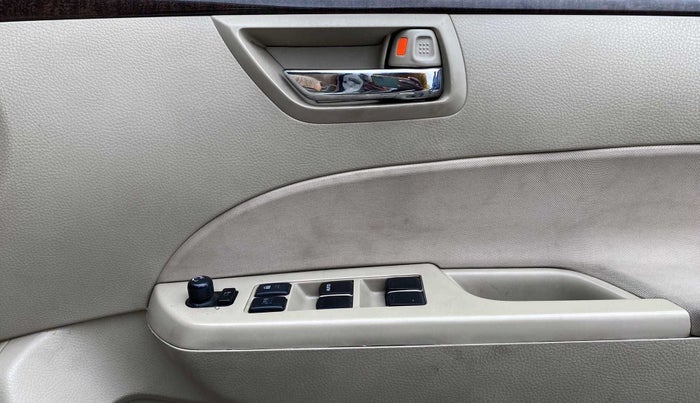 2016 Maruti Swift Dzire VXI (O), Petrol, Manual, 49,004 km, Driver Side Door Panels Control