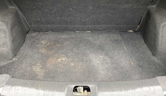 2016 Maruti Swift Dzire VXI (O), Petrol, Manual, 49,004 km, Boot Inside