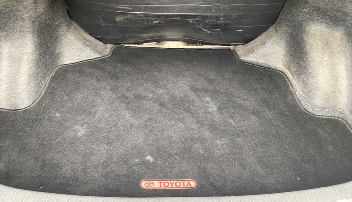 2010 Toyota Corolla Altis J PETROL, Petrol, Manual, 75,988 km, Boot Inside