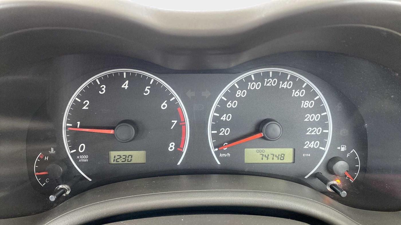 2010 Toyota Corolla Altis J PETROL, Petrol, Manual, 75,988 km, Odometer Image