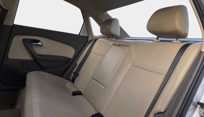 2015 Volkswagen Vento HIGHLINE 1.5 AT, Diesel, Automatic, 1,14,793 km, Right Side Rear Door Cabin