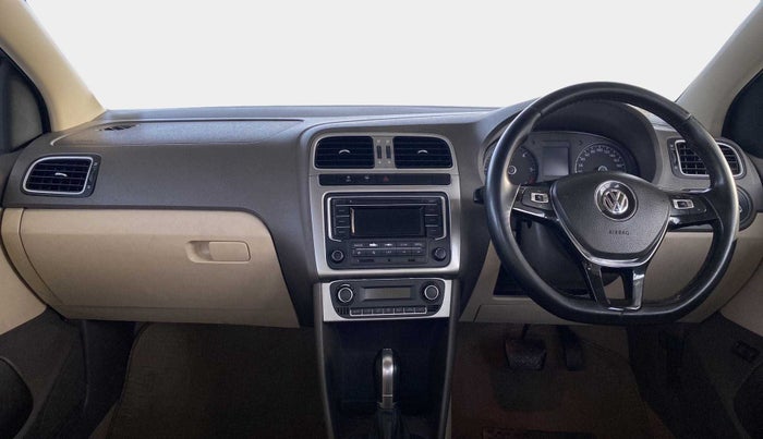 2015 Volkswagen Vento HIGHLINE 1.5 AT, Diesel, Automatic, 1,14,793 km, Dashboard