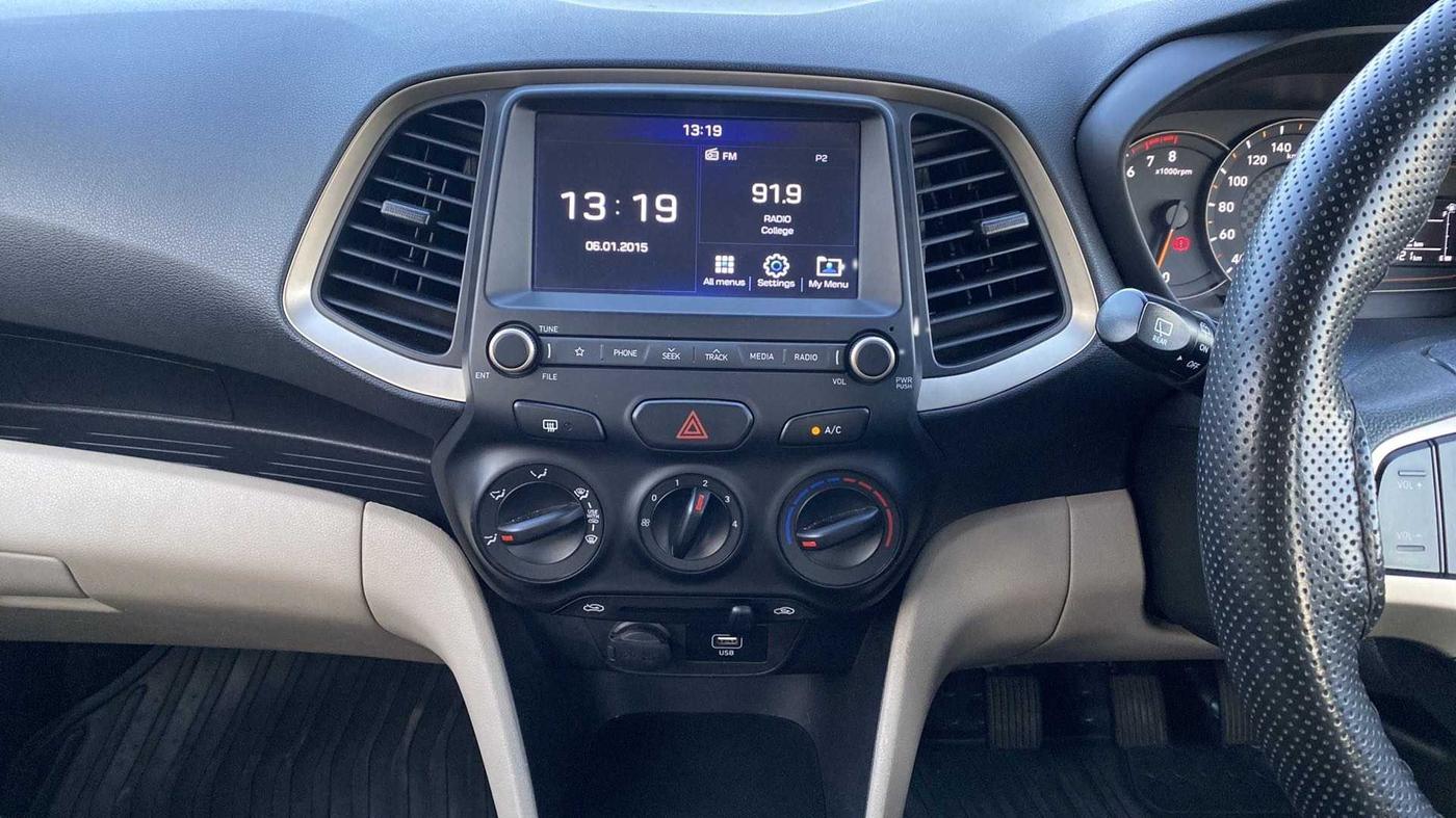 2018 Hyundai NEW SANTRO ASTA MT, Petrol, Manual, 29,105 km, Infotainment System