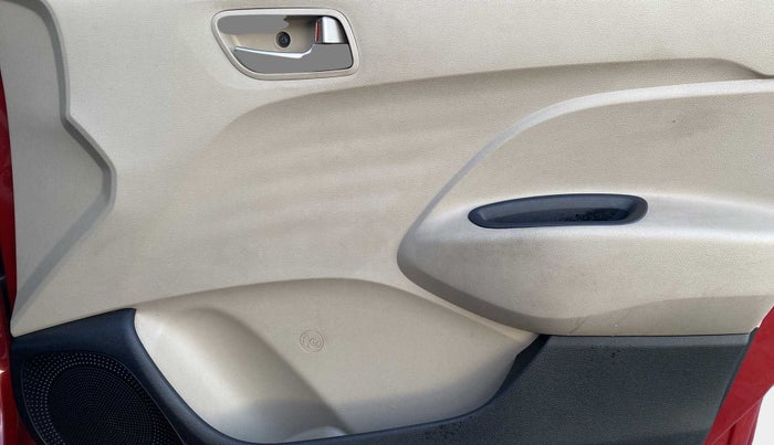 2018 Hyundai NEW SANTRO ASTA MT, Petrol, Manual, 29,105 km, Driver Side Door Panels Control