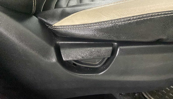 2019 Hyundai NEW SANTRO SPORTZ AMT, Petrol, Automatic, 20,231 km, Driver Side Adjustment Panel