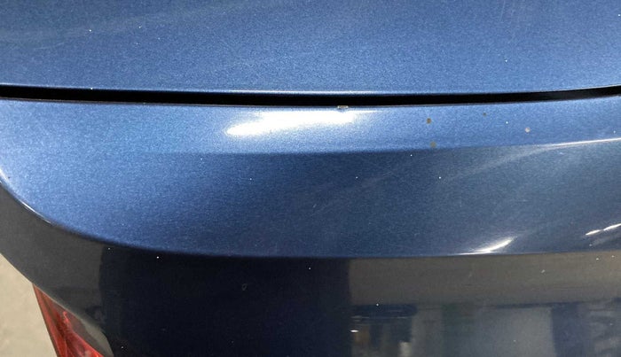 2016 Volkswagen Ameo HIGHLINE1.2L, Petrol, Manual, 71,485 km, Bonnet (hood) - Minor scratches