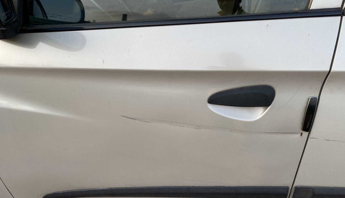 2014 Hyundai Eon ERA +, Petrol, Manual, 21,599 km, Front passenger door - Slight discoloration