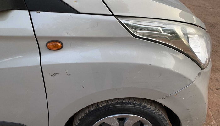 2014 Hyundai Eon ERA +, Petrol, Manual, 21,599 km, Right fender - Slight discoloration