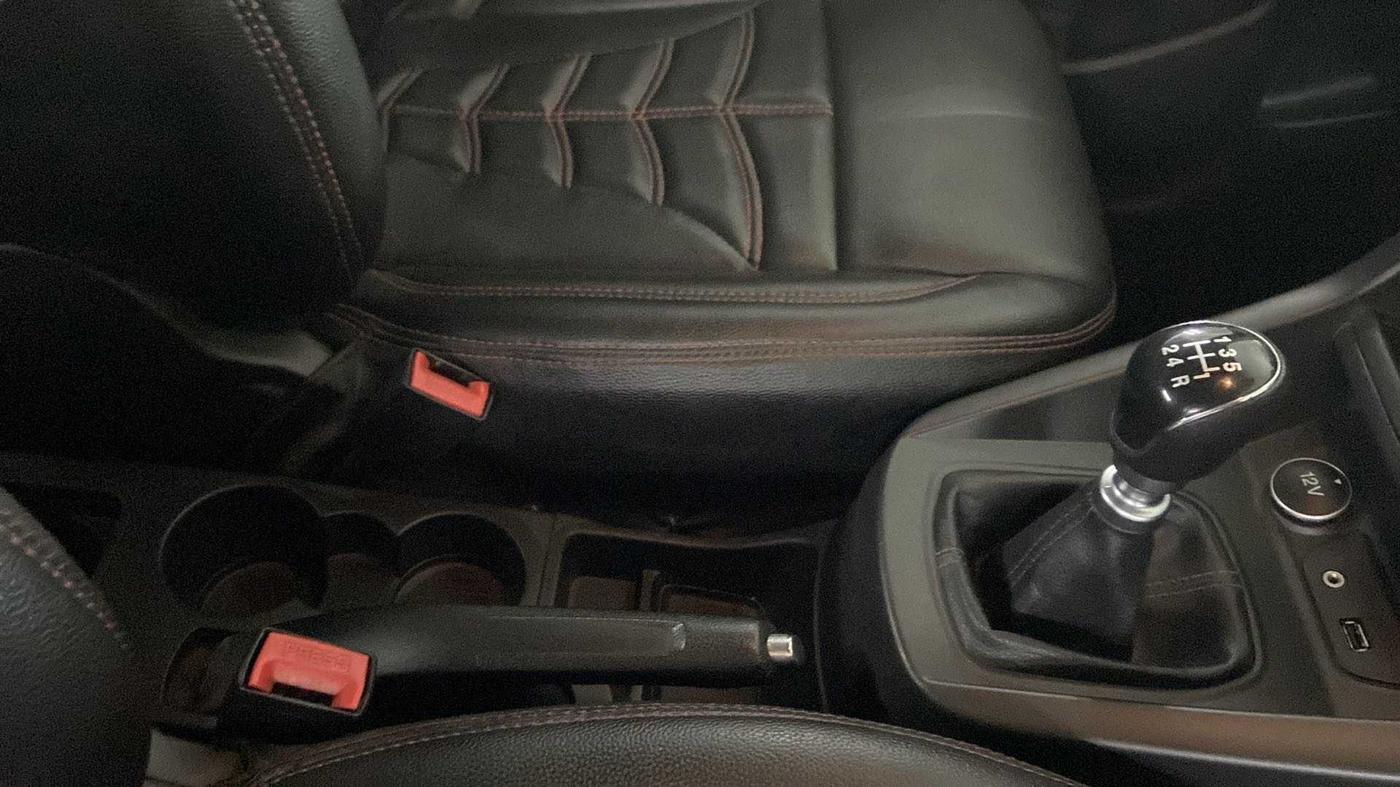 2019 Ford New Figo TITANIUM1.5 DIESEL, Diesel, Manual, 63,244 km, Gear Lever